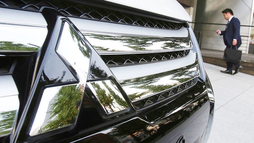 Mitsubishi cesa a su presidente, el brasileño Carlos Ghosn, tras su arresto por fraude fiscal