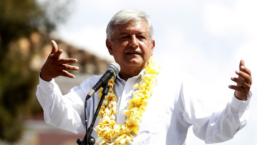 "Vine a cargarme": El paseo de López Obrador con Silvio Rodríguez en Palenque (VIDEO)