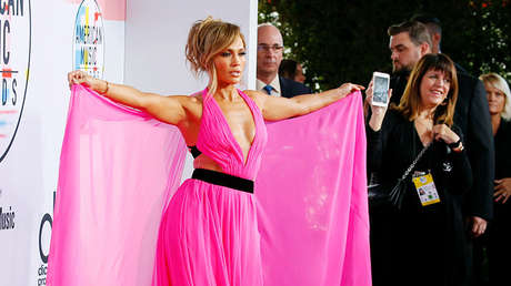 ¿Jennifer López o San Judas Tadeo? La Red envuelve a la actriz con una ola de comparaciones