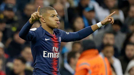 Mbappé destrona a los "envejecidos" Messi y Cristiano Ronaldo como el futbolista más caro