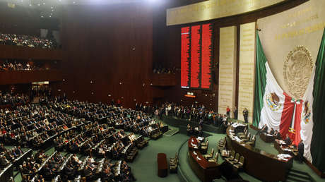 Diputada recibe noticia del asesinato de su hija durante sesión parlamentaria en México (VIDEO)