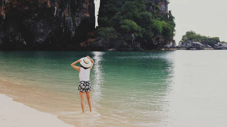 VIDEO: "Troles parecidos a los ewoks" realizan un extraño ritual en una playa tailandesa