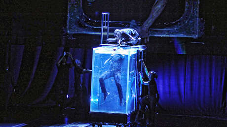 VIDEO: El mago Pedro Volta casi pierda la vida por un truco de escapismo fallido