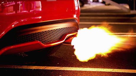 España: El Gobierno prohibirá la venta de coches diésel, gasolina e híbridos en 2040