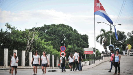 Cuba abandona el programa 'Más Médicos' en Brasil tras las amenazas de Bolsonaro