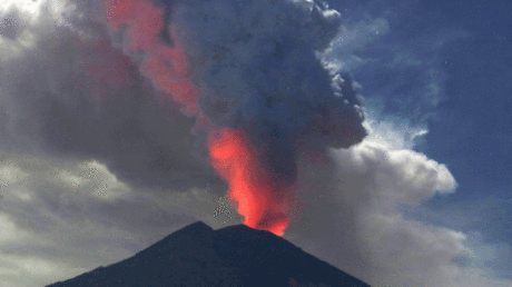 ¿Indicios de una megaerupción?: Registran acumulación de magma bajo un supervolcán italiano