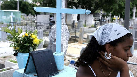 Muertos 'milagrosos': El culto a tres tumbas caraqueñas para pedir casa, título o carro