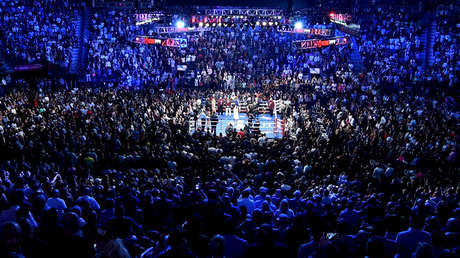 VIDEO: Luchador de MMA manda a 'dormir' a su rival con un salvaje puñetazo giratorio