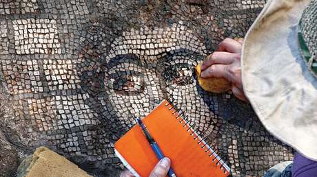 FOTO: El sorprendente descubrimiento bíblico en un mosaico de una sinagoga del siglo V