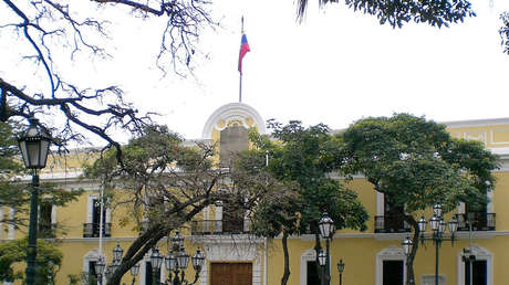 Venezuela rechaza las palabras de Iván Duque y dice que busca "solapar su baja popularidad"