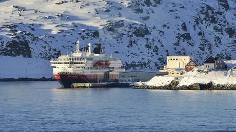 El mayor operador de cruceros de expedición promete impulsar sus naves con peces muertos