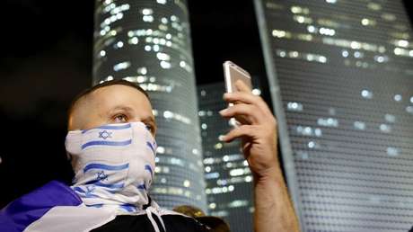 "Una vergüenza para los judíos": Consulado israelí acosa a reportero de RT por tuitear sobre Gaza