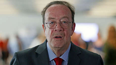 Presidente Lenín Moreno cesa a su embajador en Londres, "el último diplomático conocido de Assange"