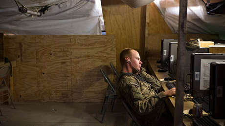 Sextorsión: Presos chantajean a cientos de militares de EE.UU. con supuesta pornografía infantil