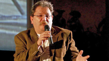 "Se las metimos doblada": Las declaraciones del escritor propuesto por Obrador para dirigir el FCE