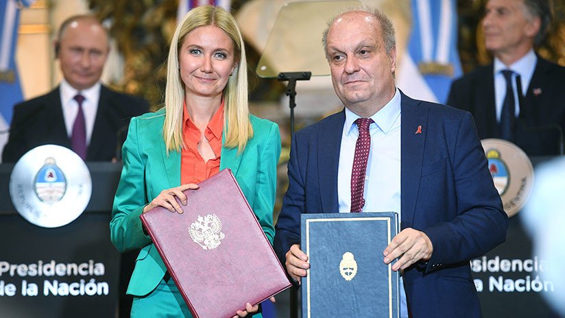 Putin y Macri renuevan el acuerdo de emisión de RT en la TDA de Argentina