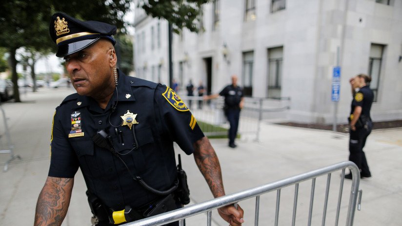 Un latino es brutalmente atacado en EE.UU. por un hombre que dice "odiar" y querer "matar" mexicanos