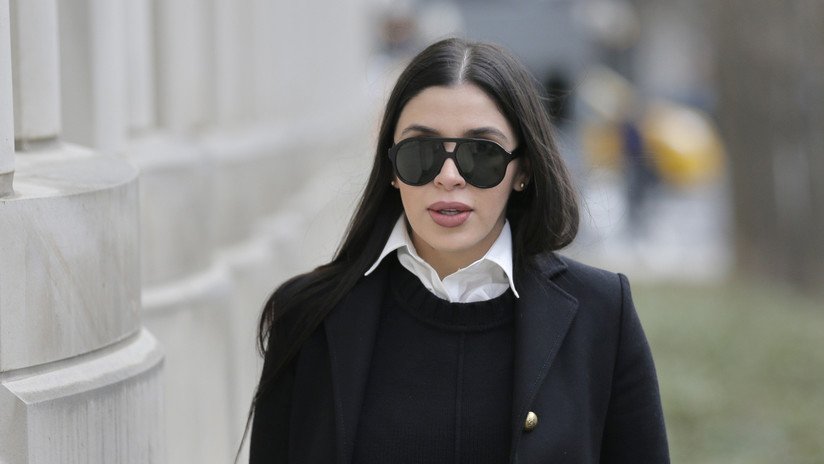 La reacción de la esposa de 'el Chapo' al recibir un regalo de uno de sus hijos