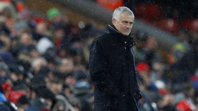 El Manchester United despide a José Mourinho tras la derrota ante el Liverpool