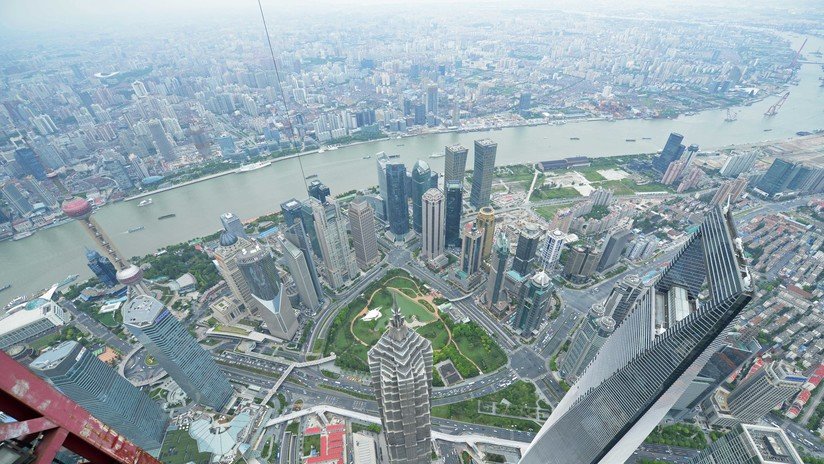 VIDEO: La alta resolución de una foto permite ver qué come la gente a cientos de metros