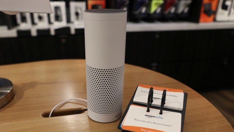 "Mata a tus padres": El lado oscuro de Alexa, la asistente virtual de Amazon que habla de sexo y más