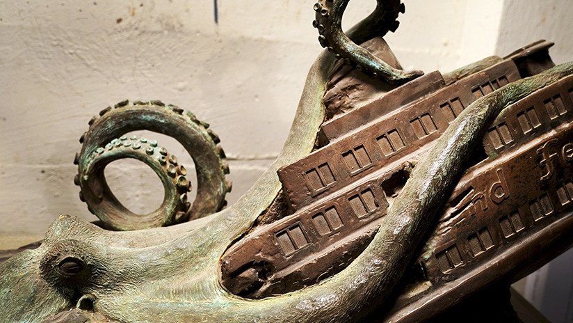 Ataque de un pulpo gigante y banqueros aplastados: Artista recrea tragedias que nunca existieron