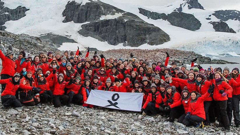 Mujeres científicas de 35 países viajan a la Antártida para estudiar el cambio climático