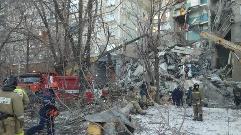 Varios muertos por el derrumbe parcial de un edificio residencial en Rusia (FOTOS, VIDEOS)