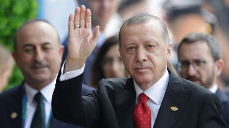 Kremlin: Putin se reunirá en el G20 con Erdogan, en vez de con Trump