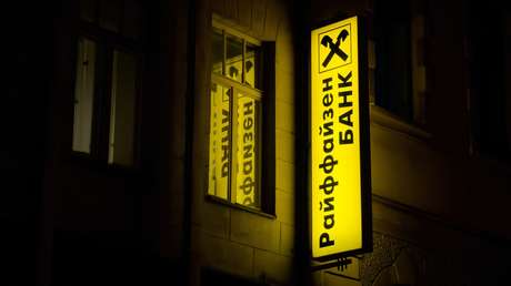 VIDEO: El momento en que un ladrón hace saltar por los aires un cajero y se lleva 30.000 dólares 