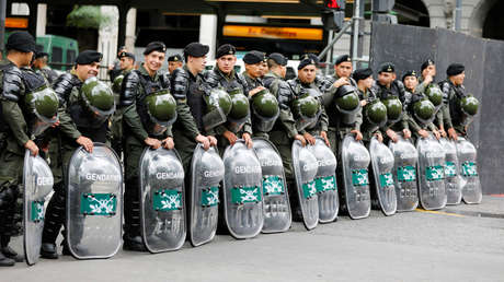 Una norma que da más libertad a agentes para disparar enciende el debate en Argentina