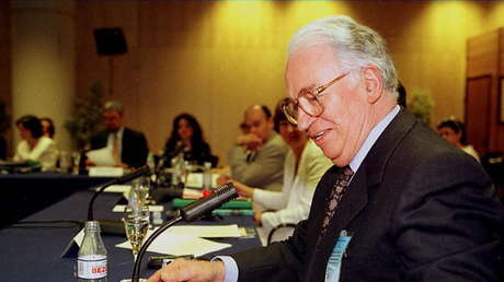 Vicepresidenta de Colombia rectifica tras informar sobre muerte del expresidente Belisario Betancur