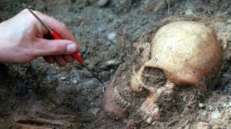 Cadáveres 'asesinados' y ponis decapitados: hallan en Reino Unido dos misteriosas sepulturas