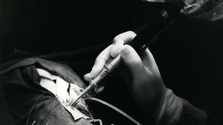 Hipnosis y suero de la verdad: publican documentos sobre experimentos de control mental de la CIA