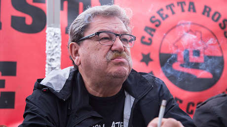 Senado mexicano modifica ley para que el escritor Paco Taibo pueda dirigir el FCE