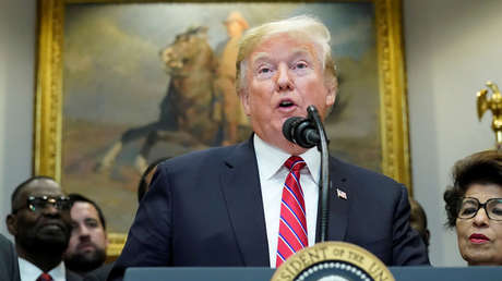 Trump cancela la habitual fiesta navideña para los medios