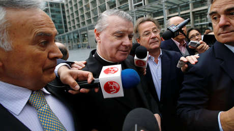 Sacerdote irlandés abandona Chile tras ser condenado por múltiples abusos sexuales