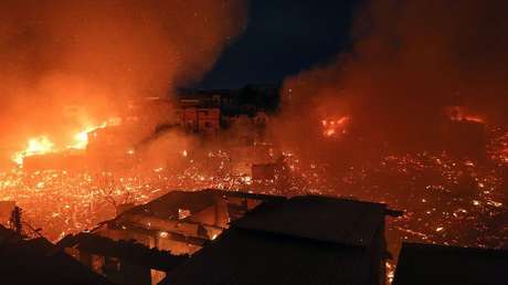 FOTOS, VIDEO: Un incendio destruye un barrio entero de la ciudad brasileña de Manaos