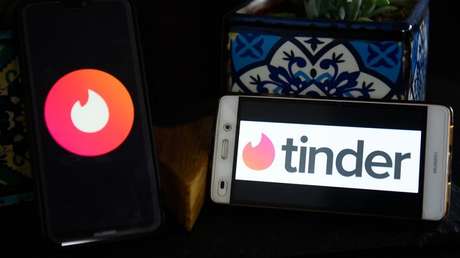 Conoce a dos chicos en Tinder y resuelve un hurto en menos de una hora