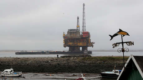 El precio del crudo Brent cae más del 5 %