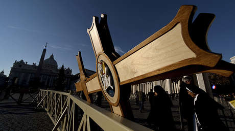 Desenmascaran en España a un falso sacerdote colombiano que llevaba 18 años oficiando misas y bodas