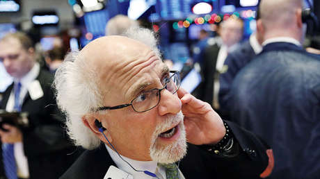 Mercados en caída libre: ¿Cómo afecta al ciudadano de a pie y cómo protegerse?