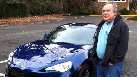 Vive ahorrando cada centavo y al morir dona 11 millones de dólares a la caridad