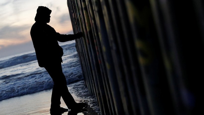 "¿Hagamos un trato?": Trump tuitea una aparente tentativa de paz con el Congreso respecto al muro