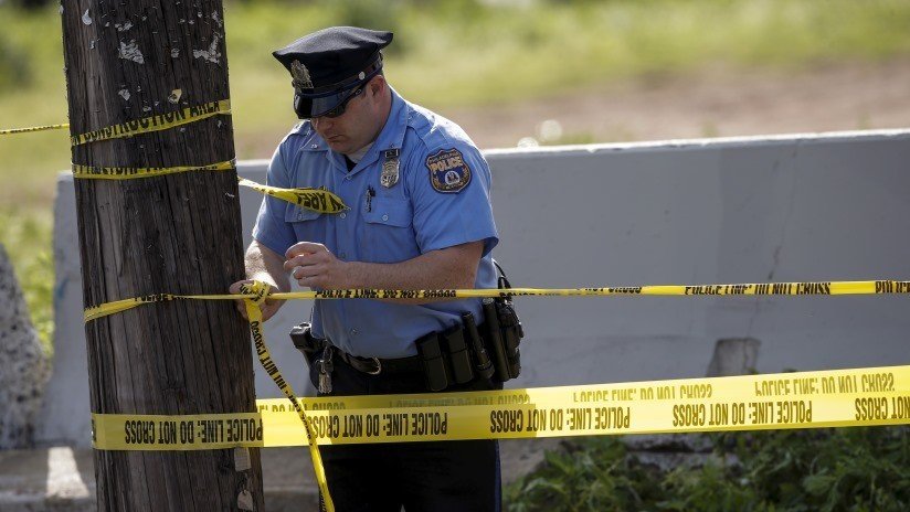 EE.UU.: Adolescente se suicida después de matar accidentalmente a su amigo al mostrarle una pistola