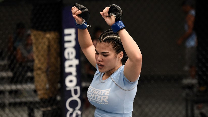 Una luchadora saltó desnuda por el balcón para huir del maltrato de su esposo