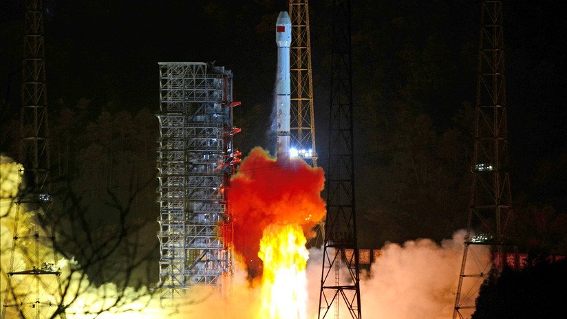 La nueva carrera espacial: Una pugna por colonizar la Luna y Marte