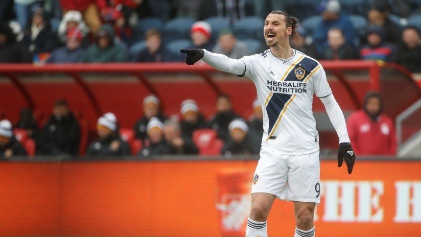 "Ir a la Juventus es una tontería": Ibrahimovich critica a Ronaldo luego que este desafiara a Messi