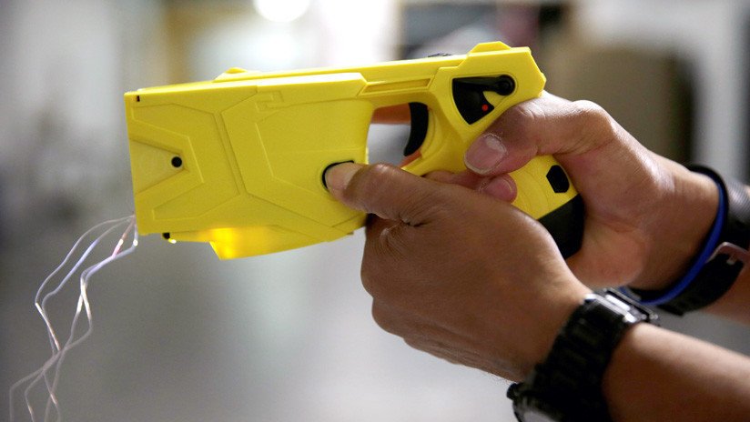 Debate en Argentina por el uso policial de pistolas taser