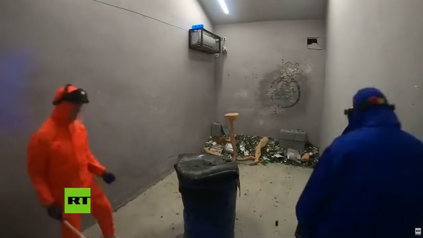 VIDEO: Chinos descargan su rabia en las 'salas de la ira'